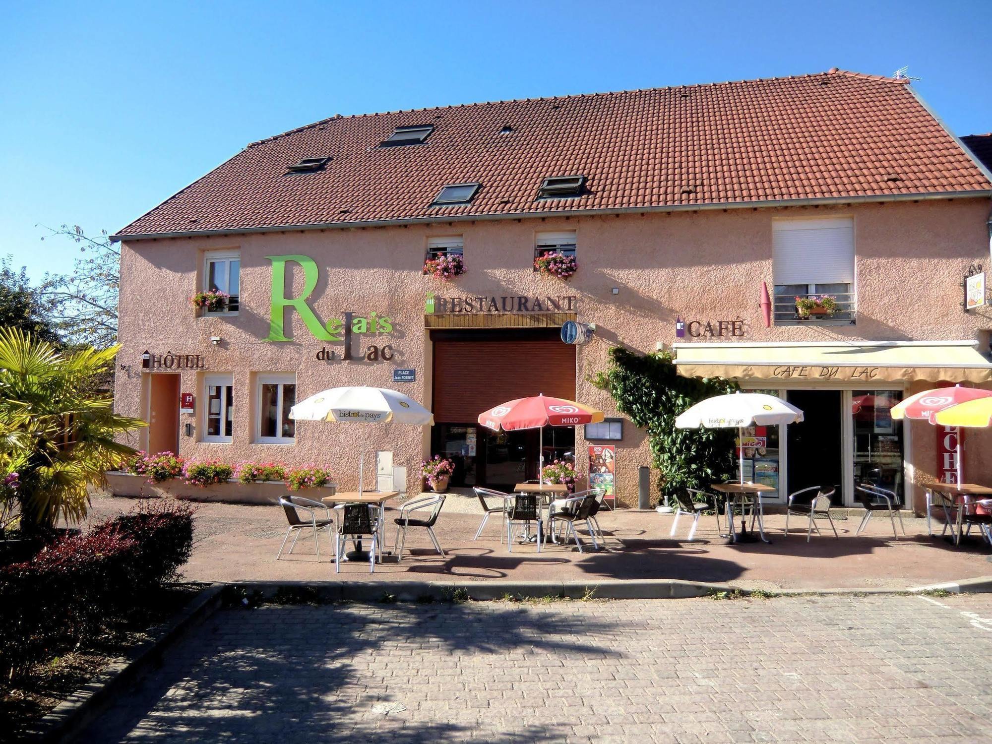 Relais Du Lac Villegusien-le-Lac Bagian luar foto